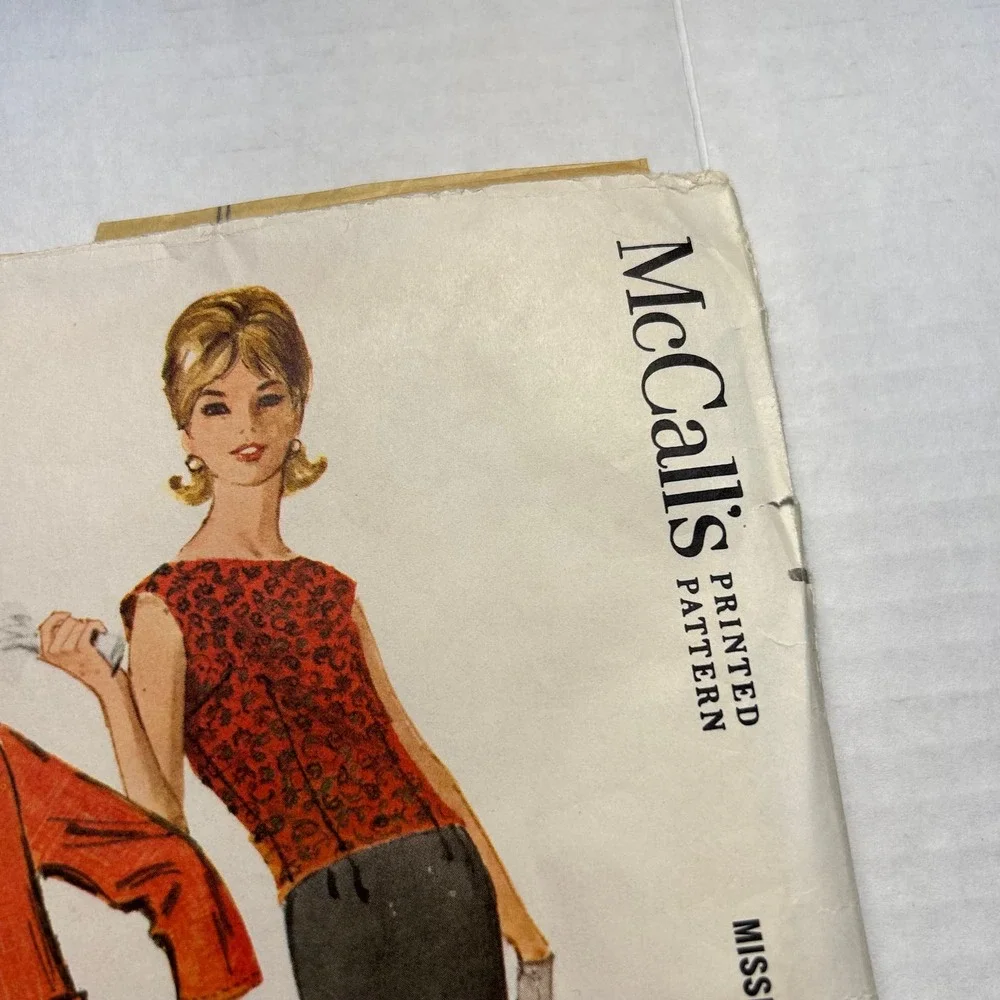 McCalls Vintage 1960's Pattern #6531‎ Misses and Junior Suit/Overblouse Size 12